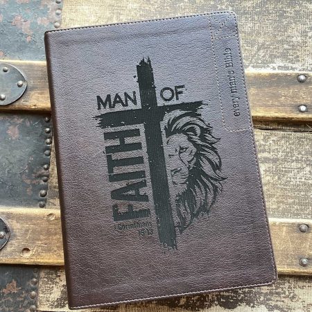 NLT Every Man's Bible, Deluxe Explorer Edition, Thumb index (1 Cor. 16:13)